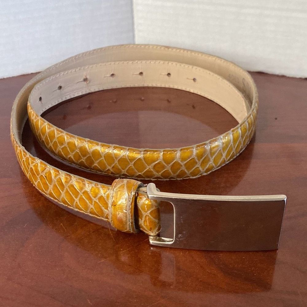Sport Haley Gold Patent Leather Belt Metal Buckle Women S/M Made in Canada